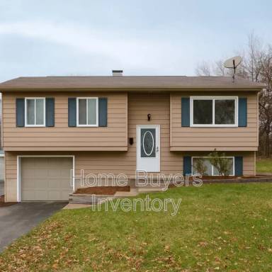 Main picture of 536 Hyatt Ave