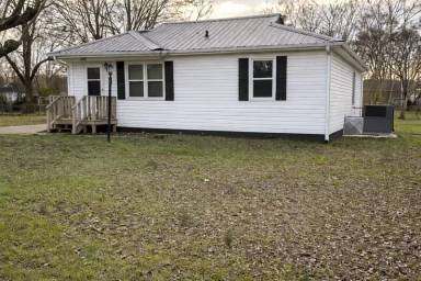 Main picture of 1205 Broadus Ave SE