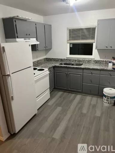 Main picture of 2390 SW Lois Ave