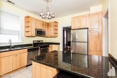 Main picture of 2706 W Francis Pl
