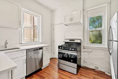 Main picture of 346 Ophelia St