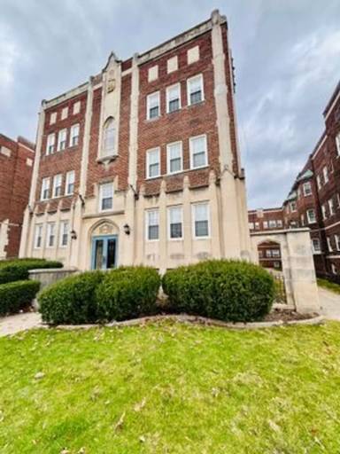 Main picture of 2626 N Moreland Blvd