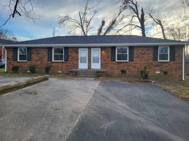 Main picture of 802 Biglen Rd