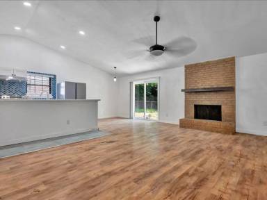 Main picture of 4908 Jade St