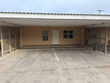 Main picture of 615 W 14th St