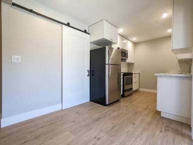 Main picture of 465 Calderon Ave