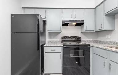 Main picture of Hawks Pointe II