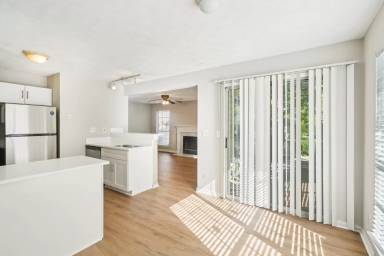 Main picture of 1066 Rock Creek Ln