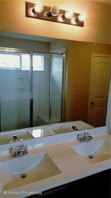 Main picture of 1713 Whitaker Dr