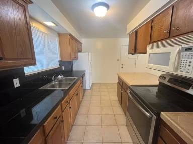 Main picture of 1523 Wallis Ave
