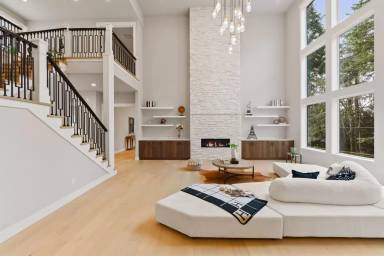Main picture of 3204 116th Ave NE