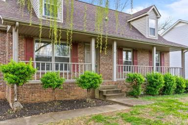 Main picture of 470 Bamburg Dr