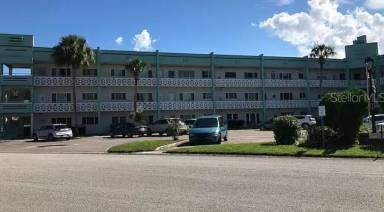 Main picture of 2455 Finlandia Ln