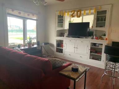 Main picture of 309 Kentucky St