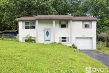 Main picture of 1383 Meadowood Dr