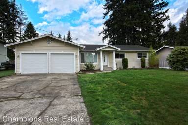 Main picture of 3417 118th Pl SE