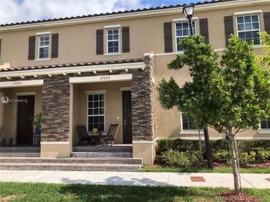 Main picture of Kendall Commons Townhomes