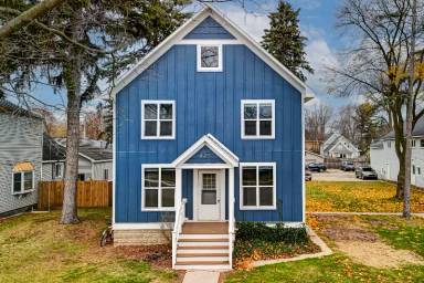 Main picture of 620 W Ninth St