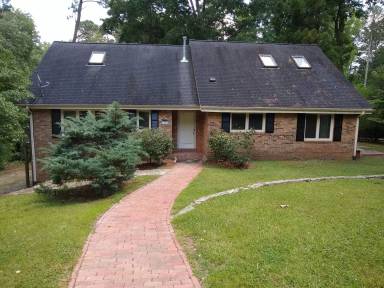Main picture of 104 Jones Ferry Rd