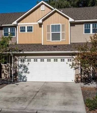 Main picture of 1101 S Barberry Pl