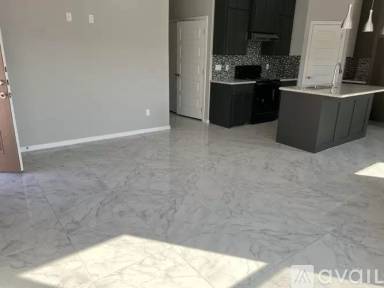 Main picture of 2611 Primrose