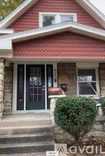 Main picture of 4215 Holly St