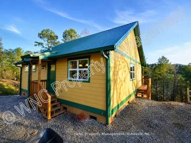 Main picture of 14 Chambers Dr