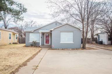 Main picture of 2517 31st St