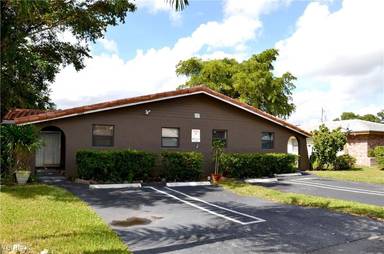 Main picture of 3880 NW 79th Ave