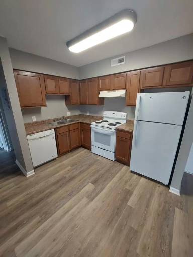 Main picture of 211 N Portage Path