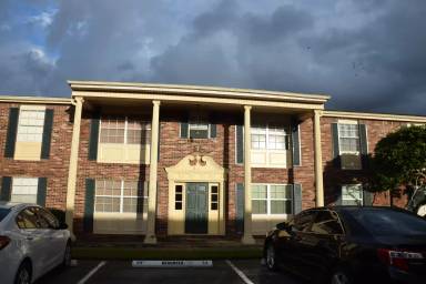 Main picture of Lake Bentley Shores Condos