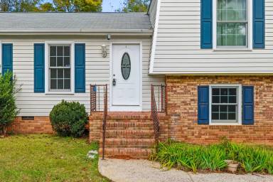 Main picture of 810 Applegate Ct
