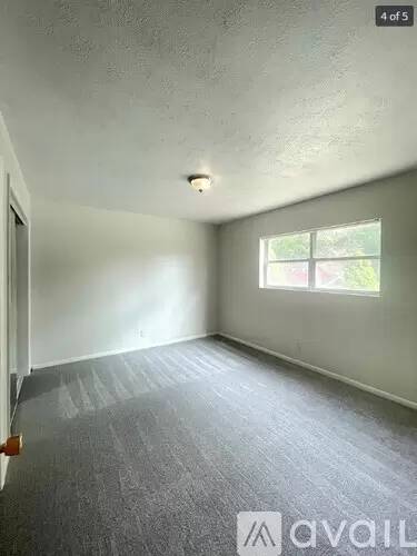 Main picture of 205 Fairlane Dr