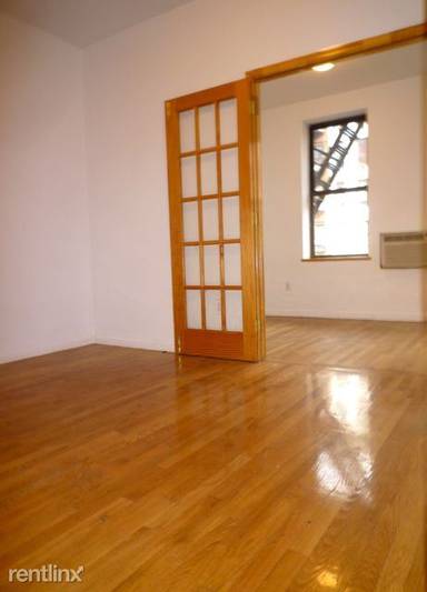Main picture of 92 3rd Ave
