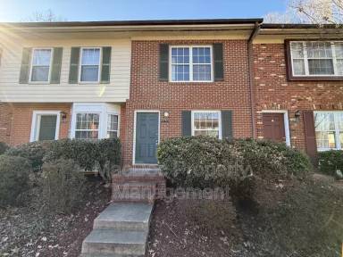 Main picture of 5224 Kings Wood Ln