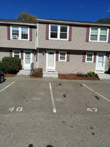 Main picture of 15 Wyman St
