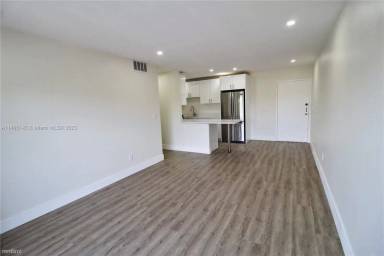 Main picture of 5505 NW 7th St