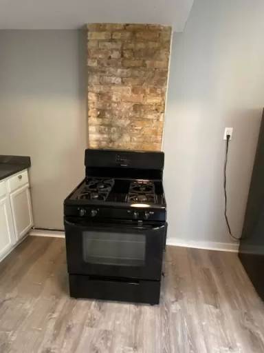 Main picture of 6612 S Rhodes Ave