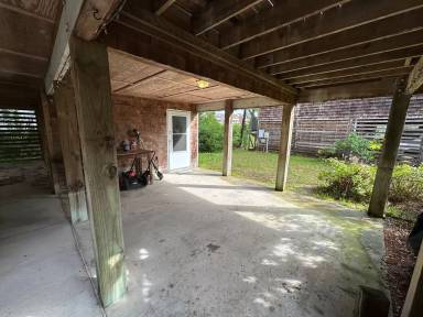 Main picture of 103 Collins Ct