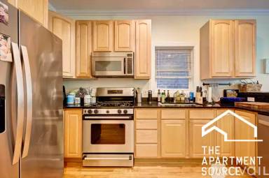 Main picture of 3739 N Sheffield Ave