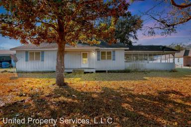 Main picture of 226 Lovely Rd