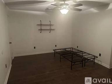 Main picture of 4923 Newell St