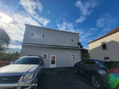 Main picture of 1314 Main St