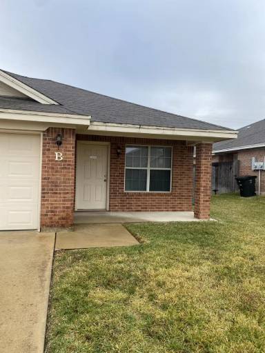 Main picture of 4804 Heather Lane - B