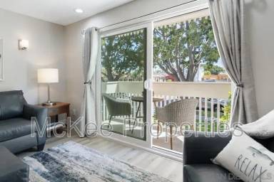 Main picture of 516 E Ave