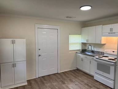 Main picture of 12 Daniel St