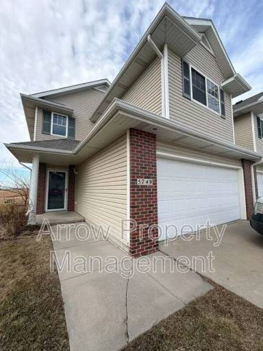 Main picture of 5725 NW 14th St