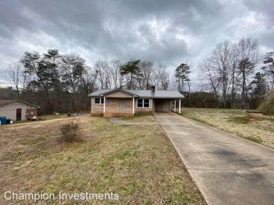Main picture of 6000 Maple Valley Dr