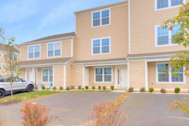 Main picture of 430 Pin Oak Dr NW