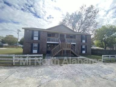 Main picture of 1221 Grant St SE